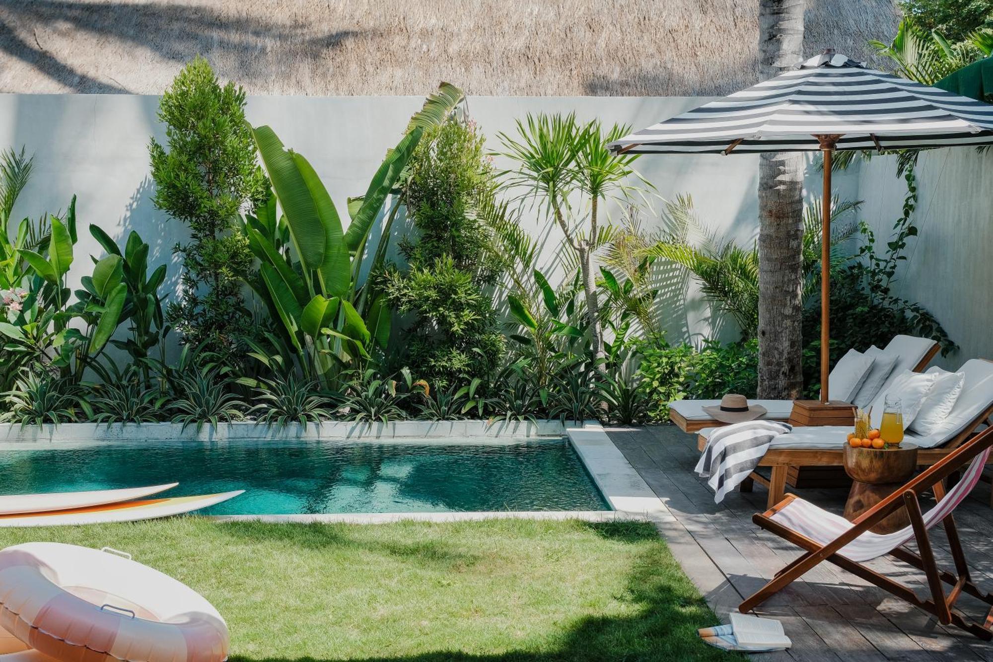 Loop Villas Kuta  Exterior photo